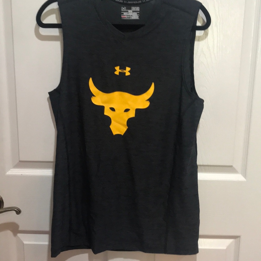 A black breathable tank top from under Armour